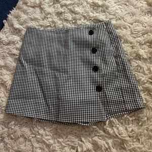 kendal and kylie plaid skirt